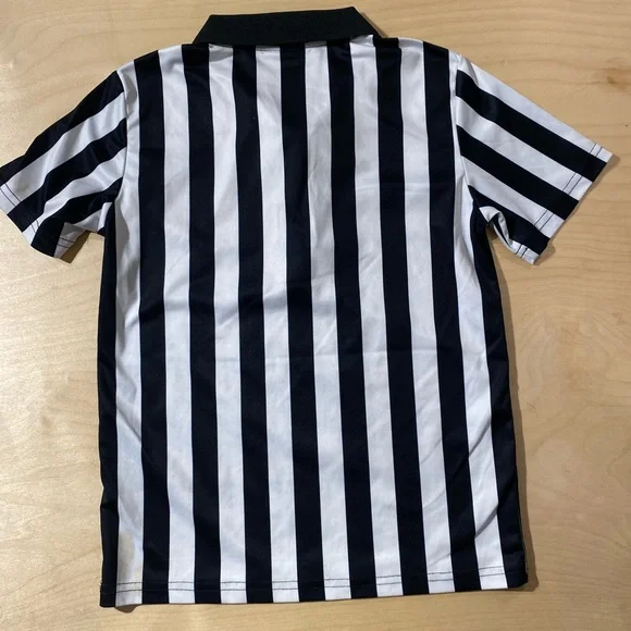 Black and White Striped Kid’s Shirt Large (NI) - Picture 5 of 6